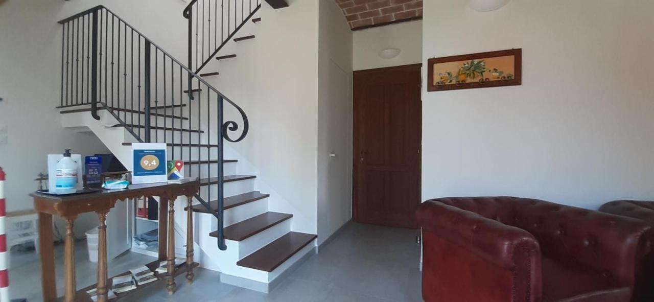 Bed and Breakfast Santa Maria Di Lorgana Minerbio Exterior foto