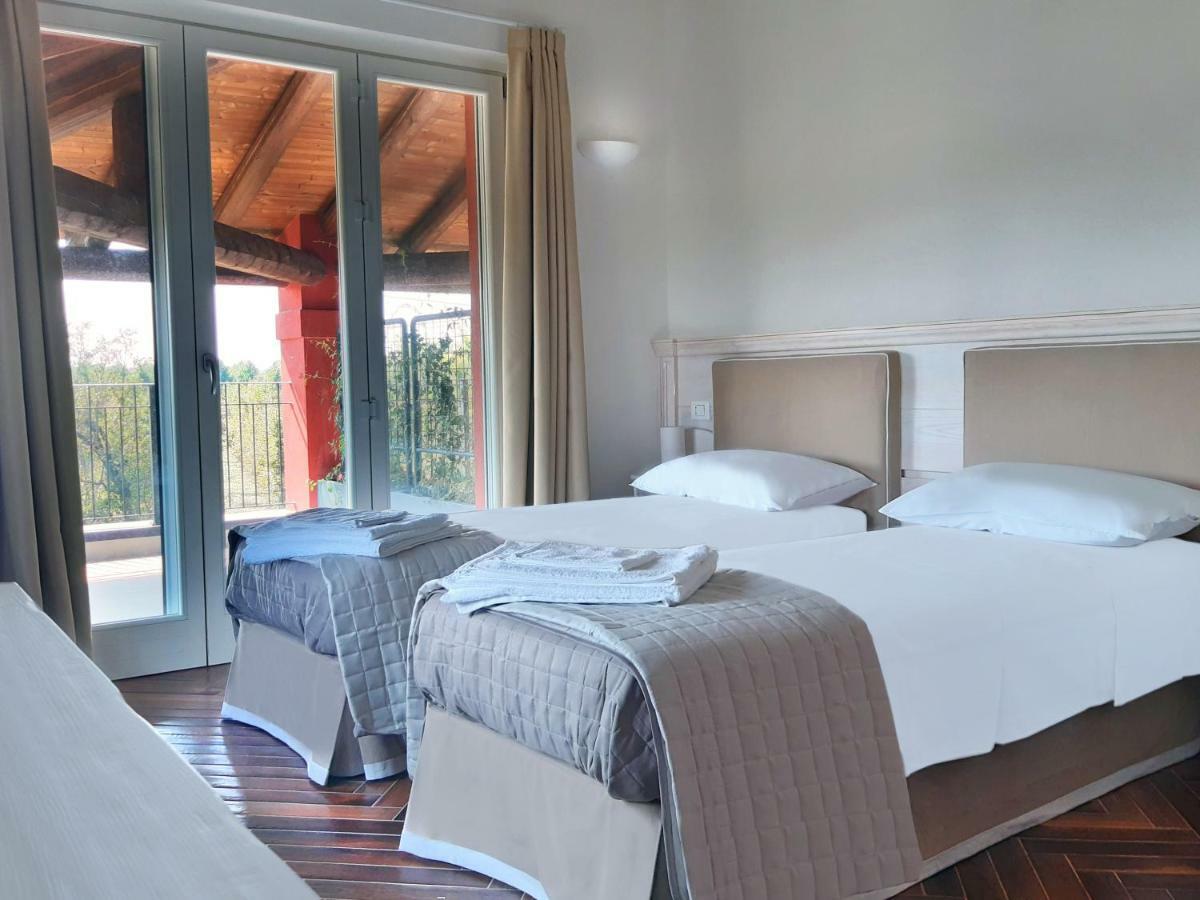 Bed and Breakfast Santa Maria Di Lorgana Minerbio Exterior foto